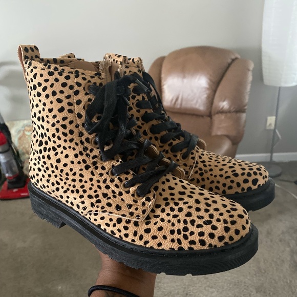 Shoes - Very cute, chic cheetah print boots! Only worn to try them on, very comfy too!